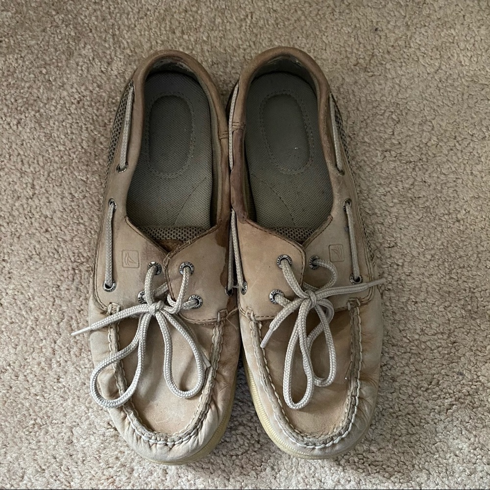 sperry boat shoes